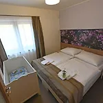 Jirinka Hotel