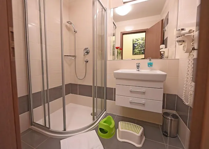Jirinka Hotell